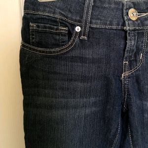 GUESS Sarah Fit Skinny Jean Size 25